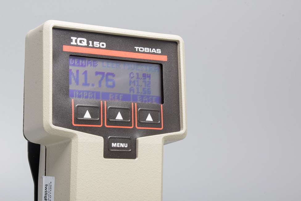 Medidor de pH, conductividad y temperatura del suelo. IQ 150